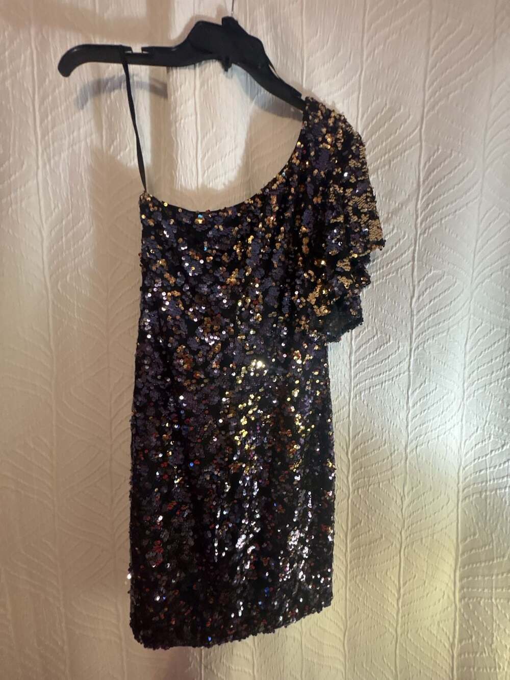 AS U WISH Women's One-Shoulder Sequin Mini Dress Size M Black Gold